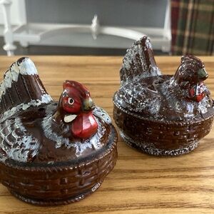 Chicken salt & pepper shakers